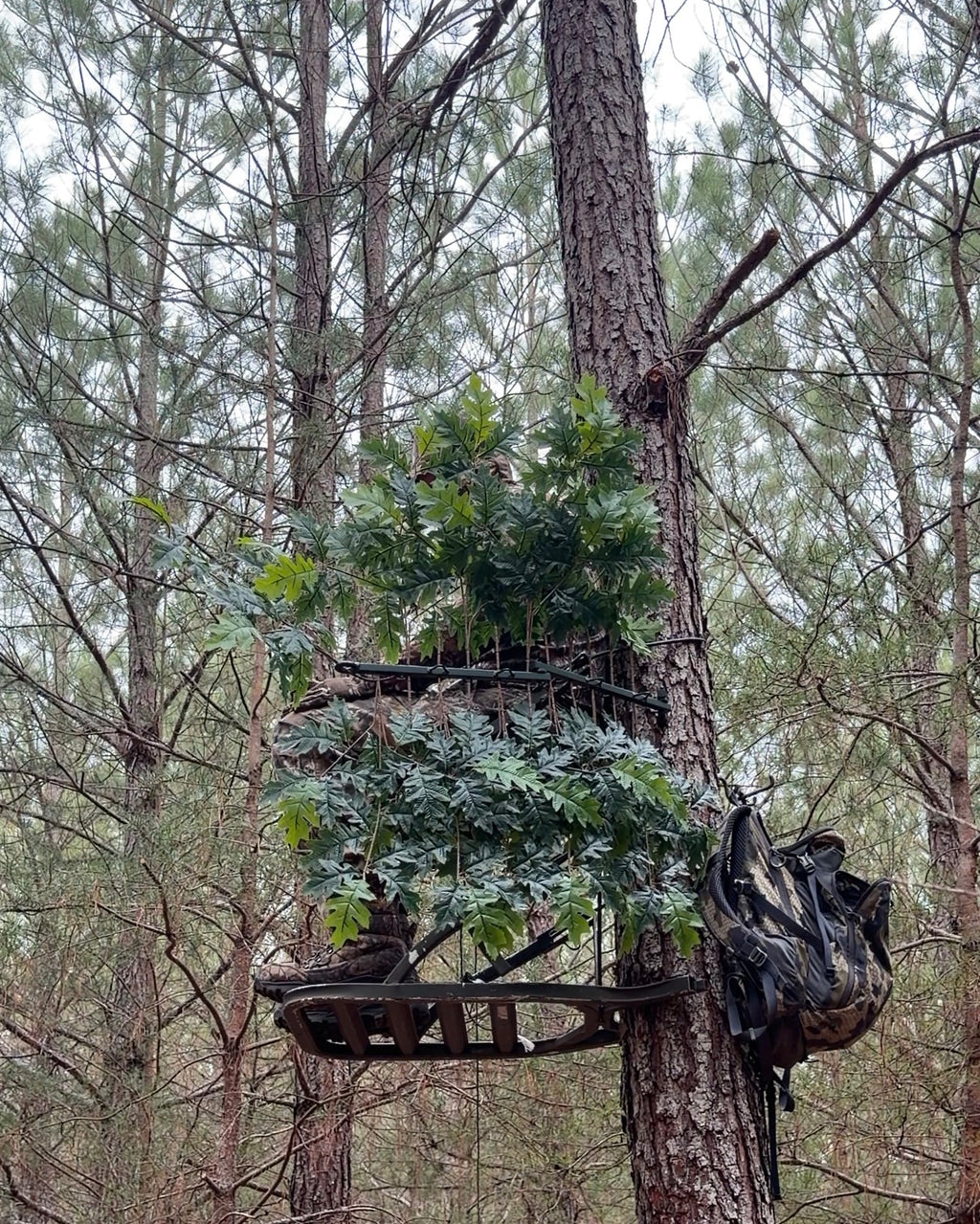 2 Tree Ninjas w/ 2 sets Of (12)Green Oak Branches